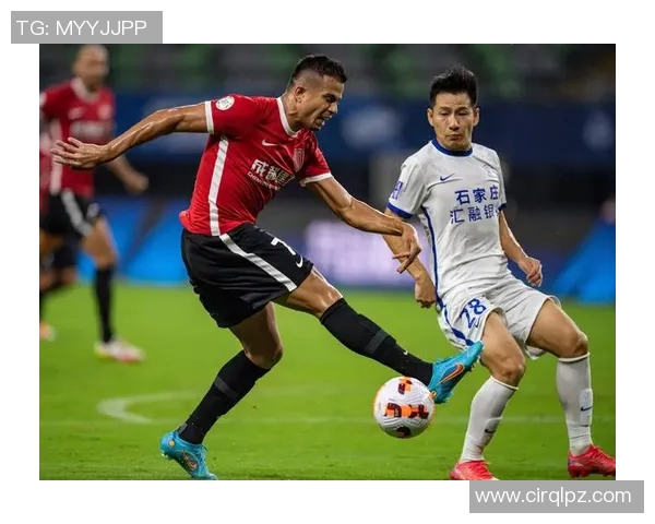 成都足球队近期状态分析与表现评估的全面探讨与数据解读 成都足球队近期状态分析与表现评估的全面探讨与数据解读